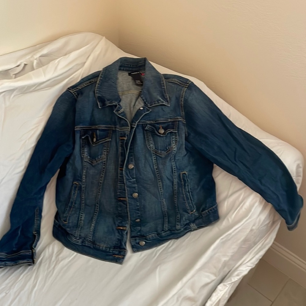Torrid denim jacket size 2